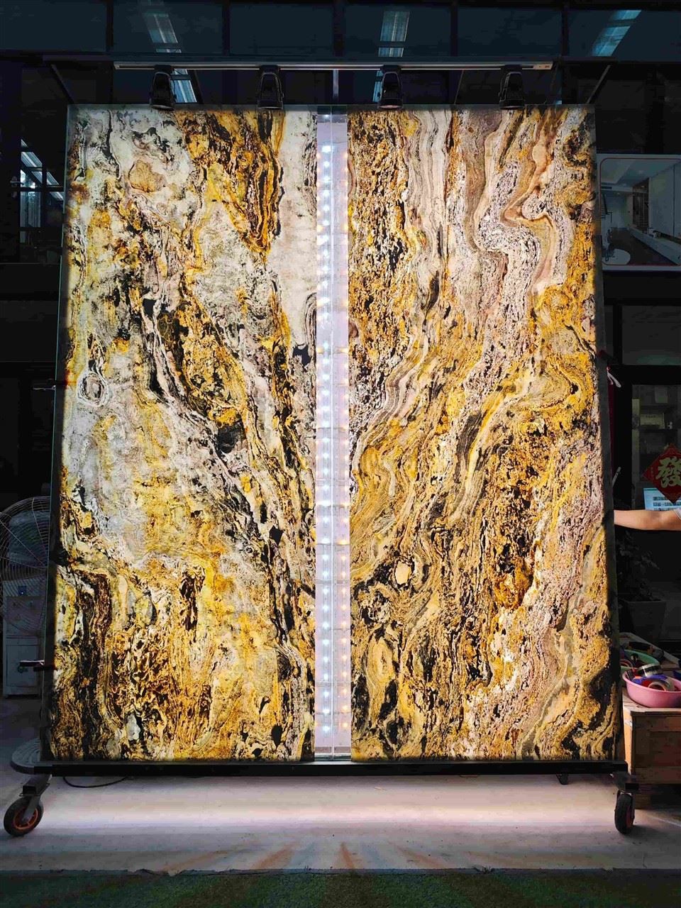 Ultratynd skifer til interiørdesign